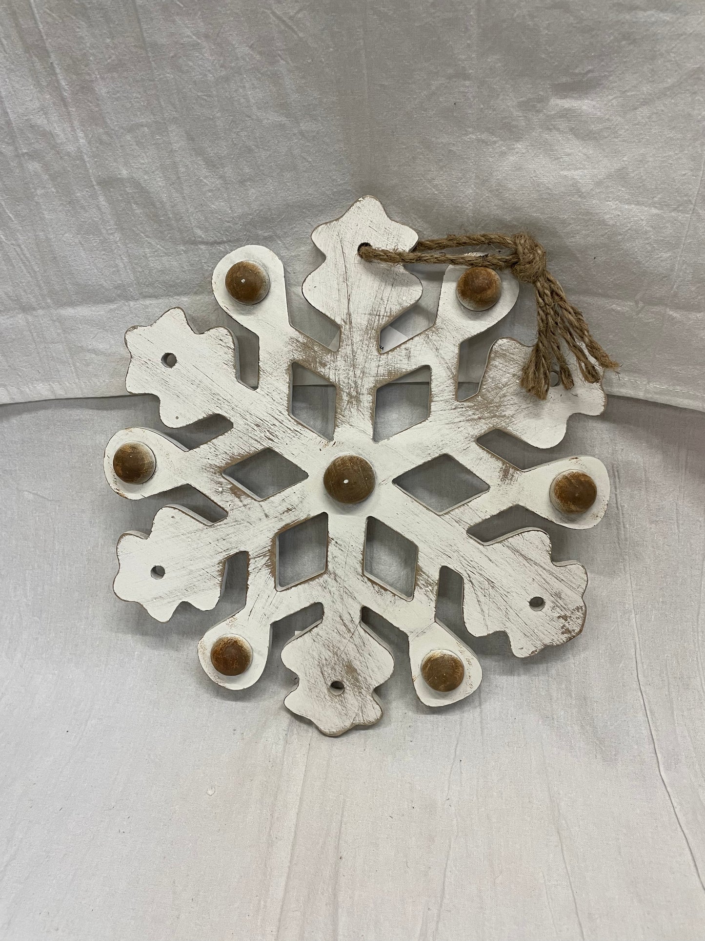 Lrg Wht Wood Snowflake Orn